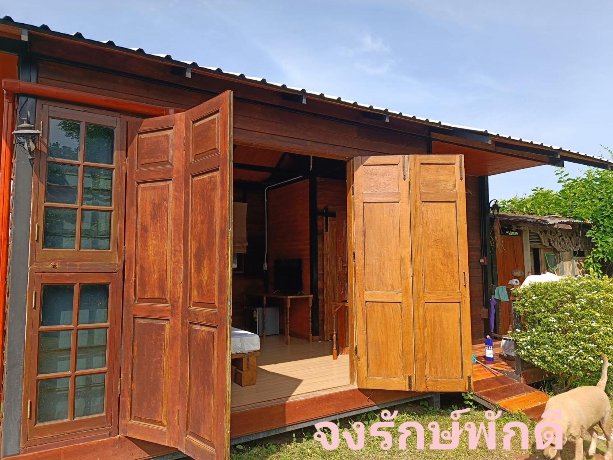 Jong Lux Pak Dee Bed and Breakfast Uttaradit Εξωτερικό φωτογραφία